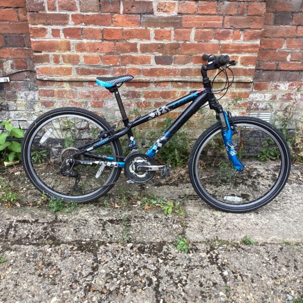 Trek MT200 Cross Bike