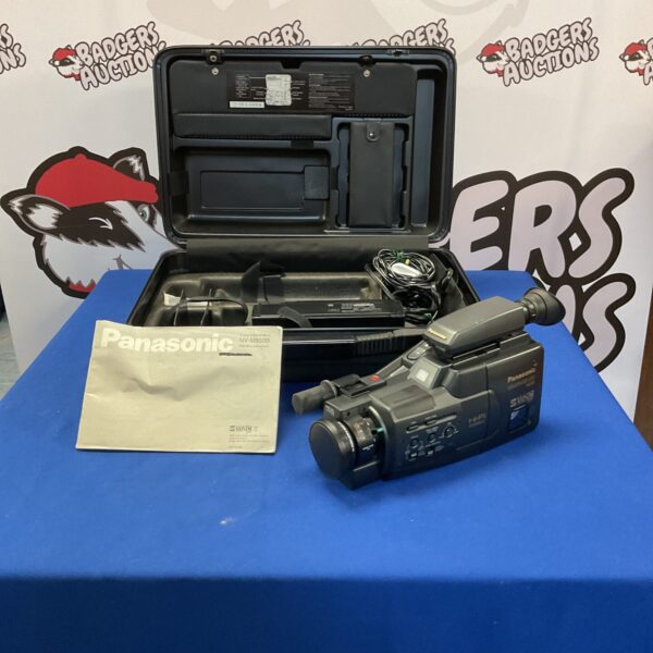 Panasonic NV-MS50B S-VHS C movie camera in case