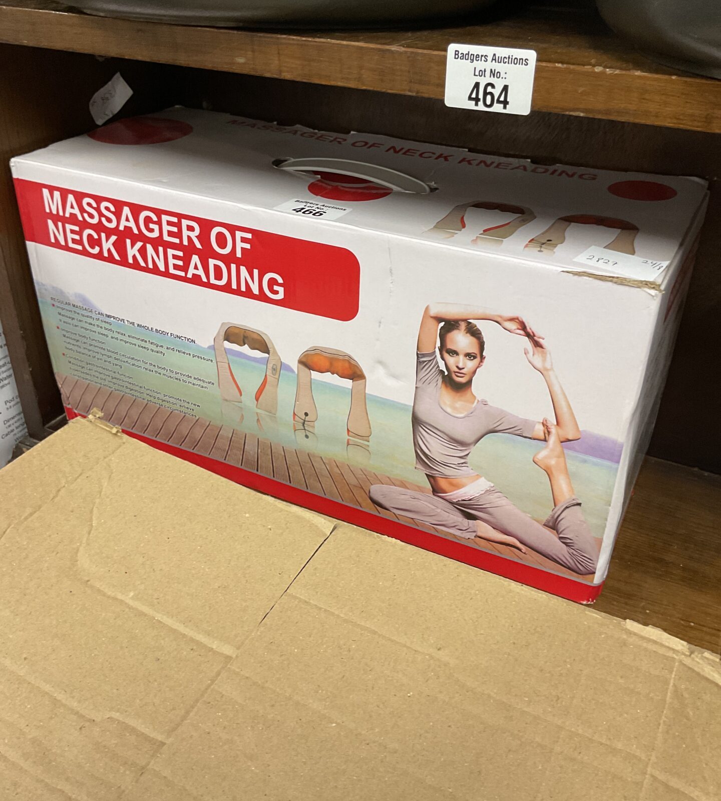 Boxed Neck Kneading Massager