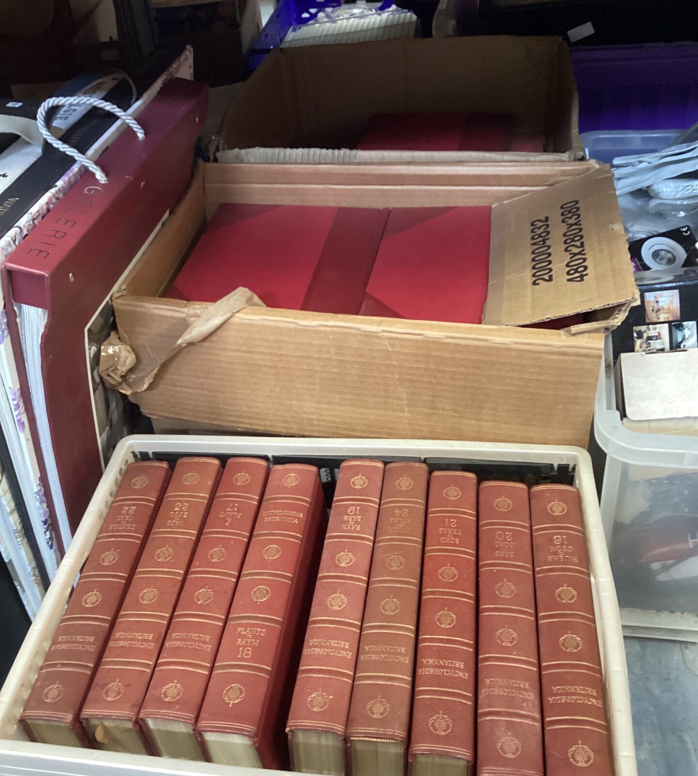 Set of Encyclopaedia Britannia