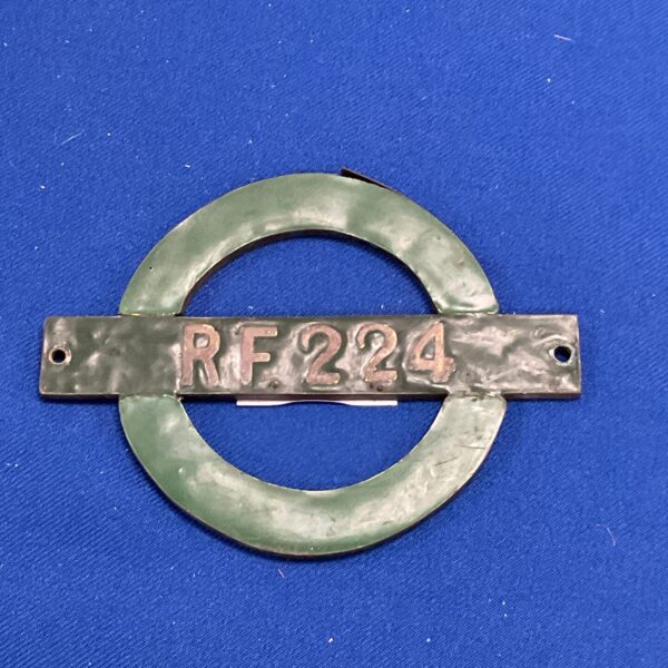 London transport Bus Number badge?? Rf224