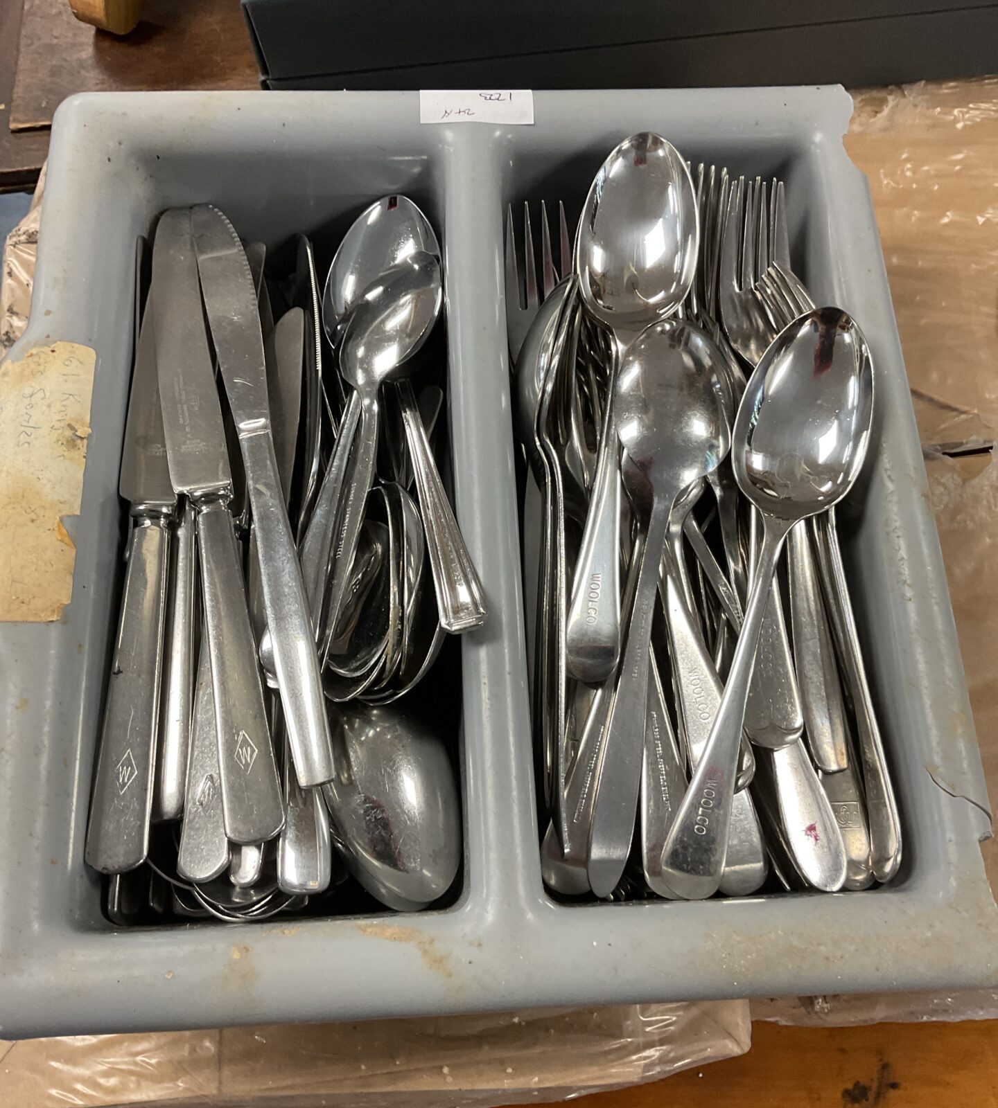 Tray of stainless steel cutlery including woolco & ssp