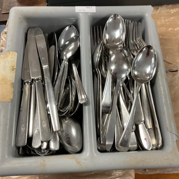 Tray of stainless steel cutlery including woolco & ssp