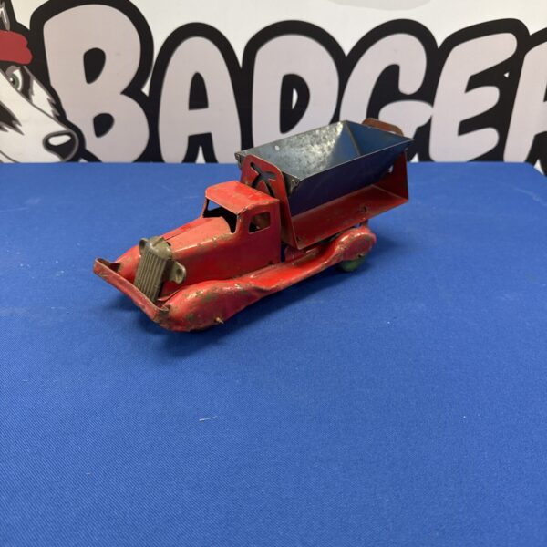 Vintage pressed steel Marx gritting truck toy circa 1940s