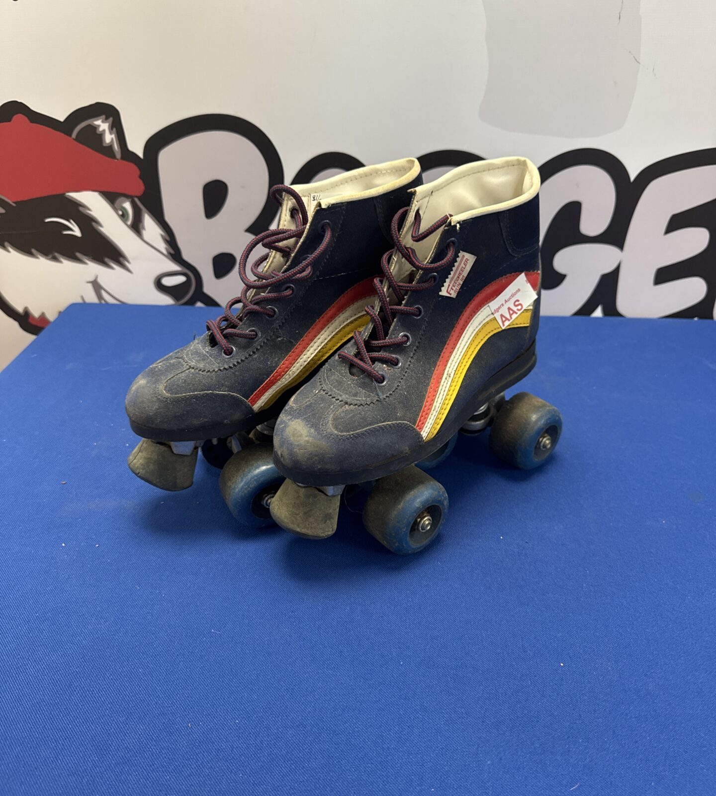 Pair of retro 1980s freewheeler sun jet children’s roller skates size 3
