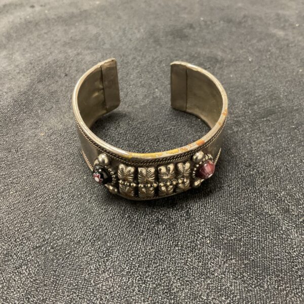 Vintage Venetian cuff bracelet with glass carbuchons