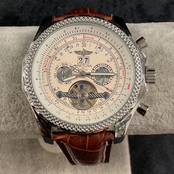 Reproduction aviators style automatic wristwatch