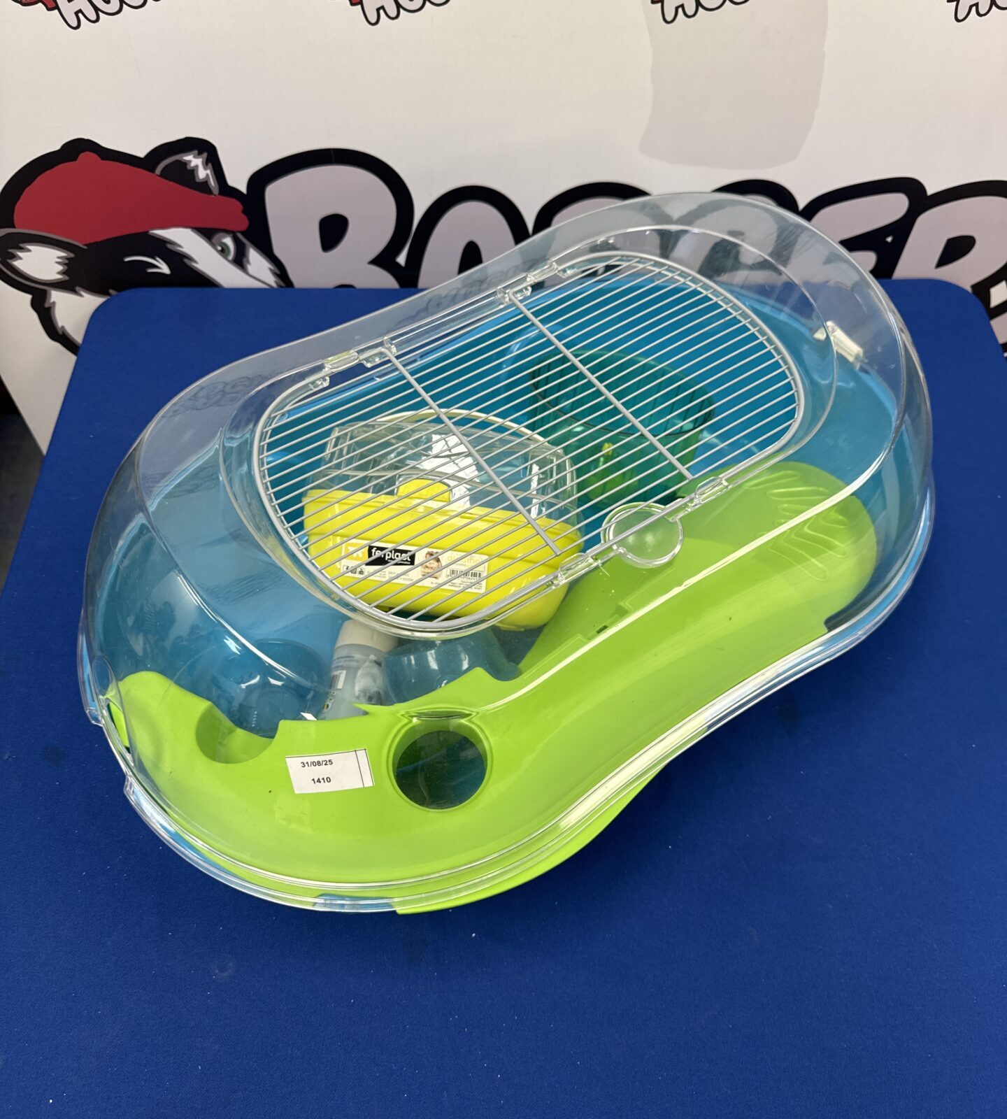 Hamster cage with accessories