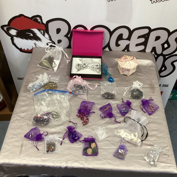 Selection of Costume Jewellery