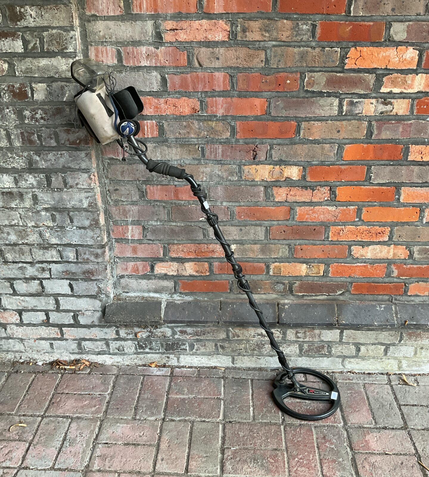 Old gmax metal detector with xp high energy head working
