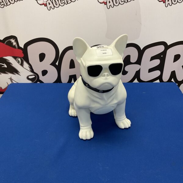 Vintage bulldog speaker, a unique retro audio collectible.