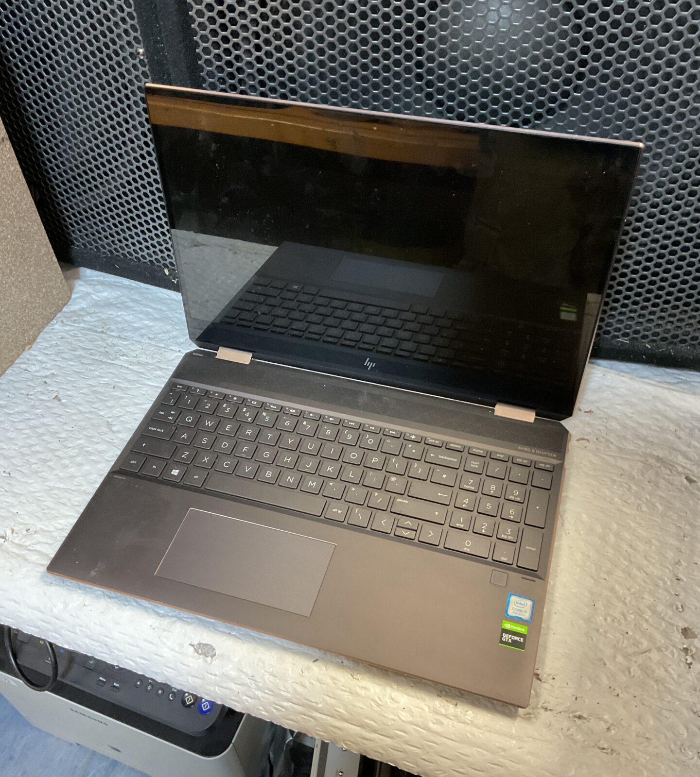 Hp intel core i7 9th gen nvidea geforce gtx laptop untested