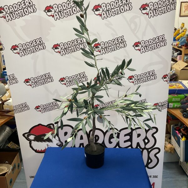 Realistic 120cm artificial olive tree for home decoration.