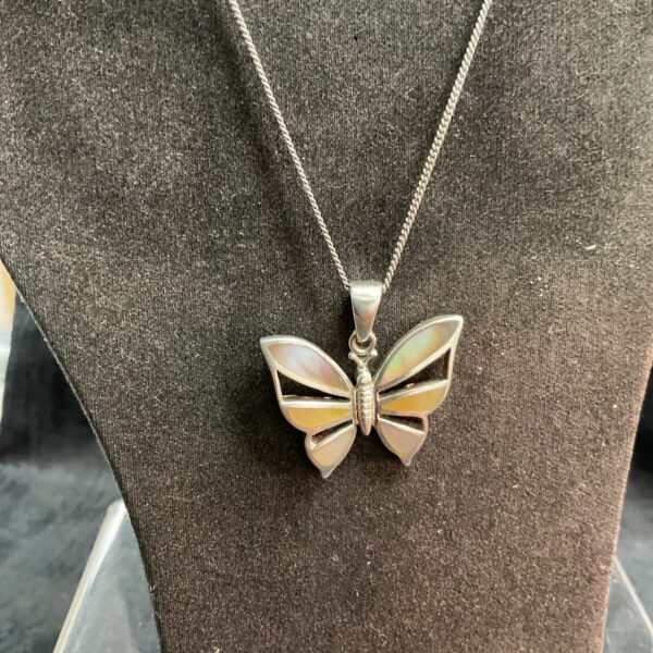 925 silver Mother of Pearl inlaid butterfly pendant 16” Necklace