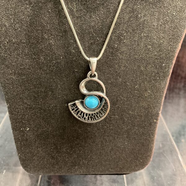 925 silver turquoise set pendant 18” necklace