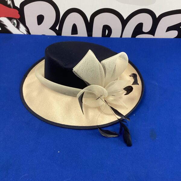 Eastex Ladies Hat Size 3