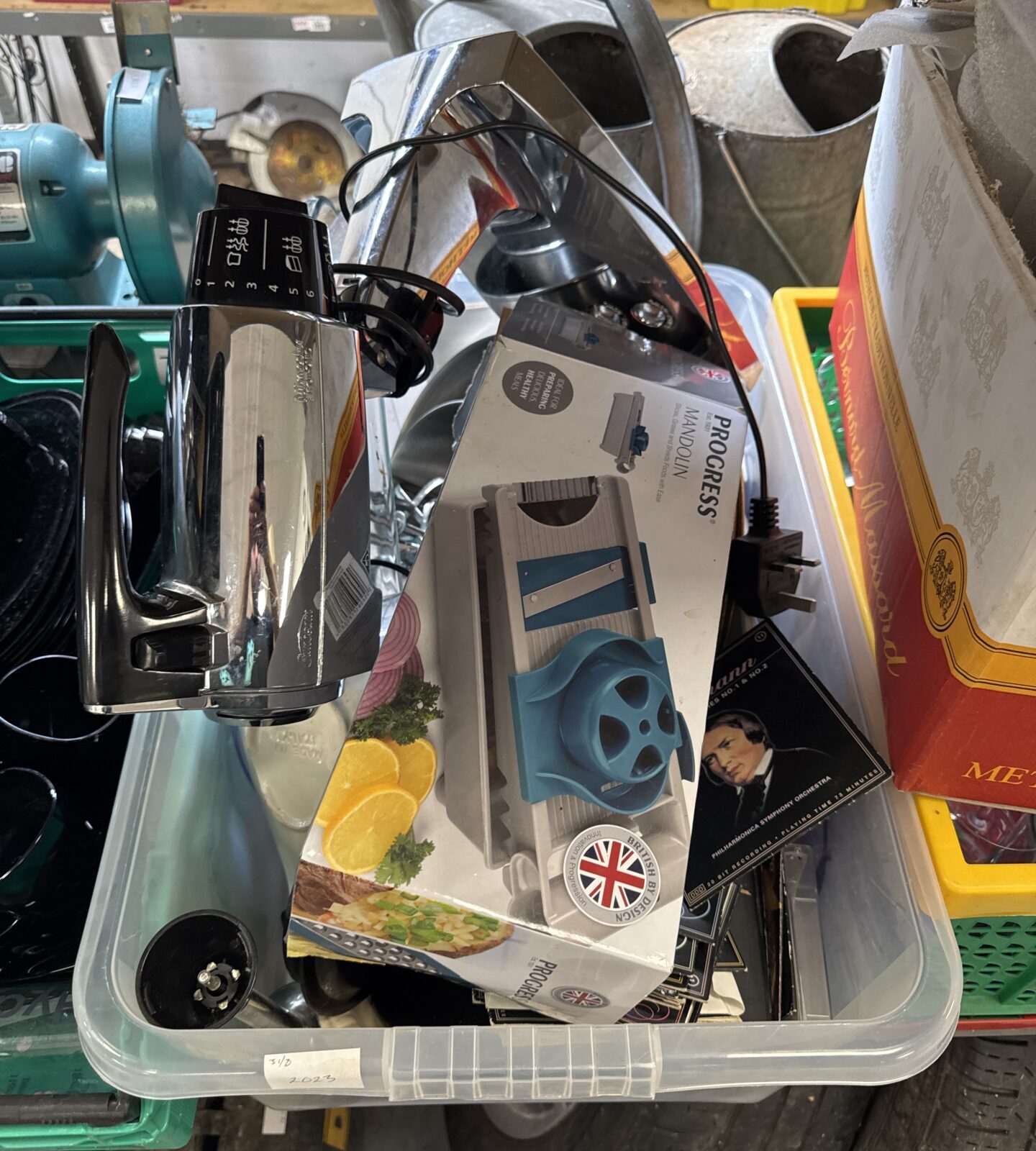 Box of mixed kitchen items inc mixmaster electronic mixer