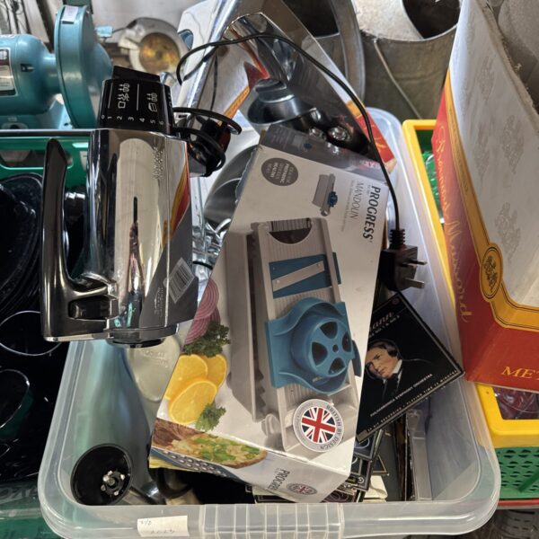 Box of mixed kitchen items inc mixmaster electronic mixer