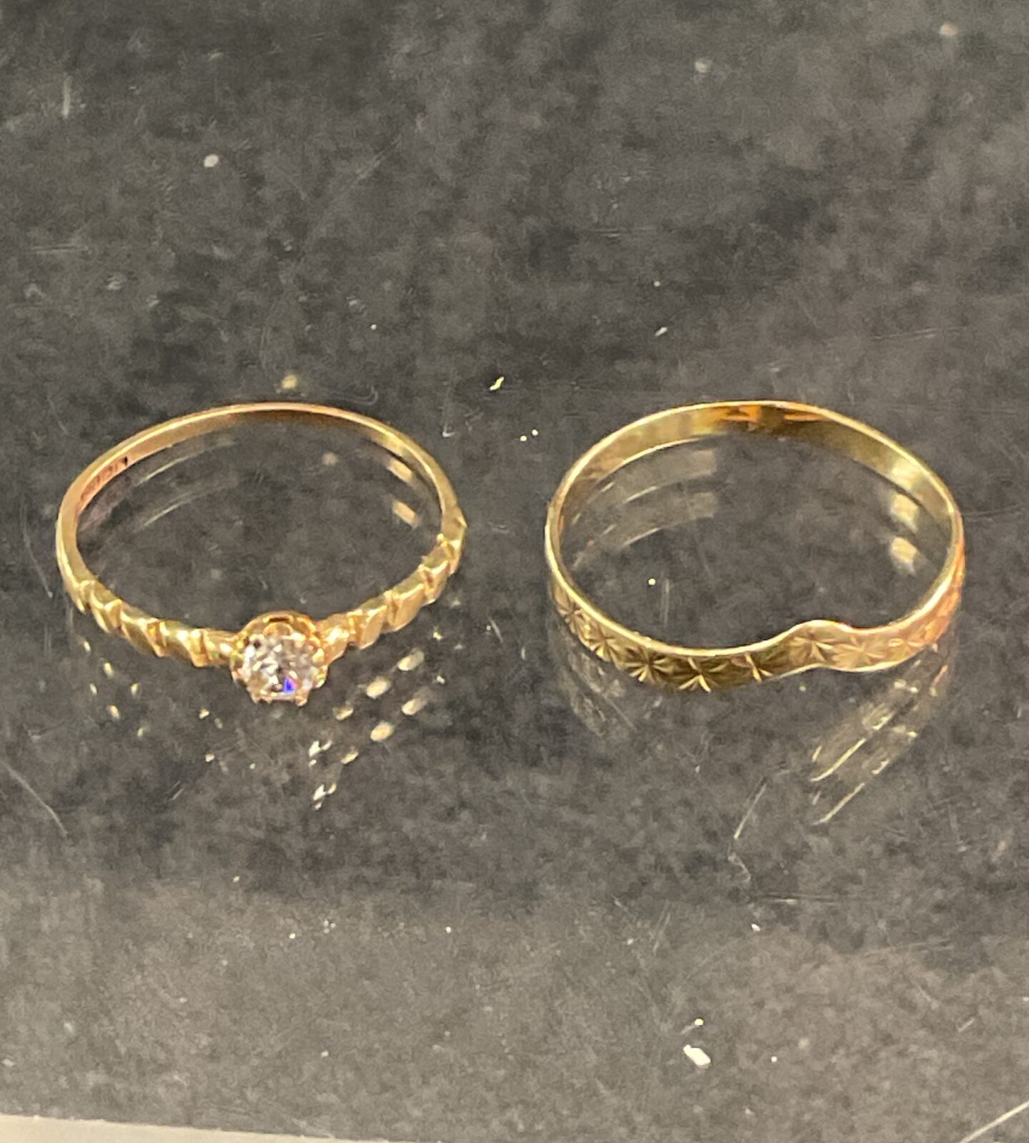 Two 9ct gold Rings Wishbone ring and Cz set ring