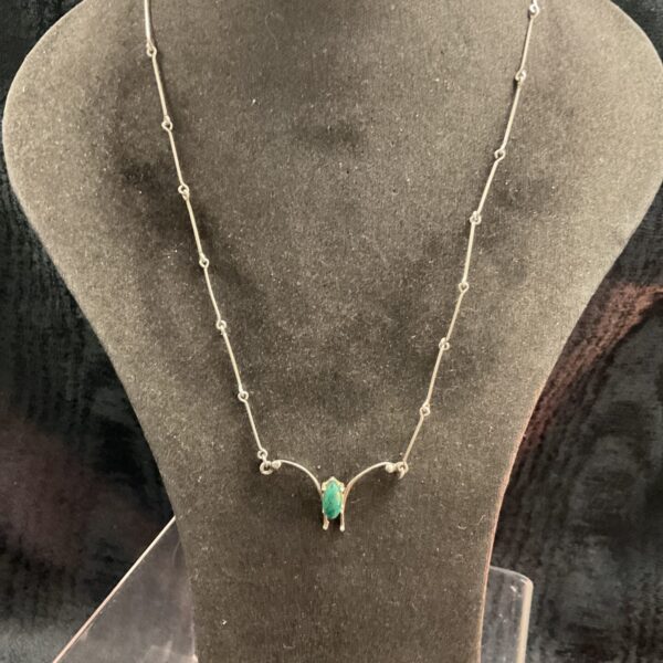 925 Silver Green stone set pendant bar link necklace