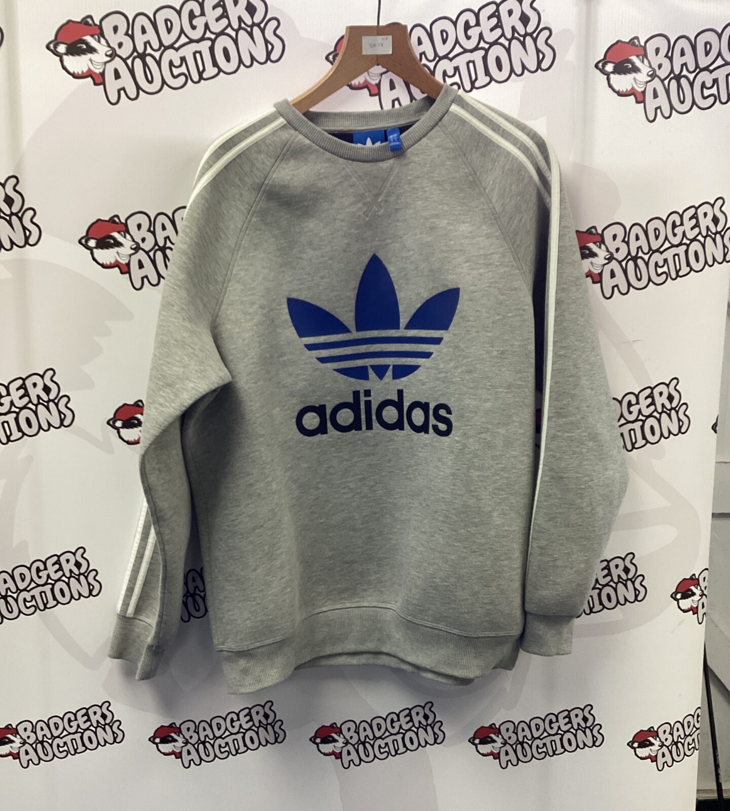 Adidas Sweat Shirt size L