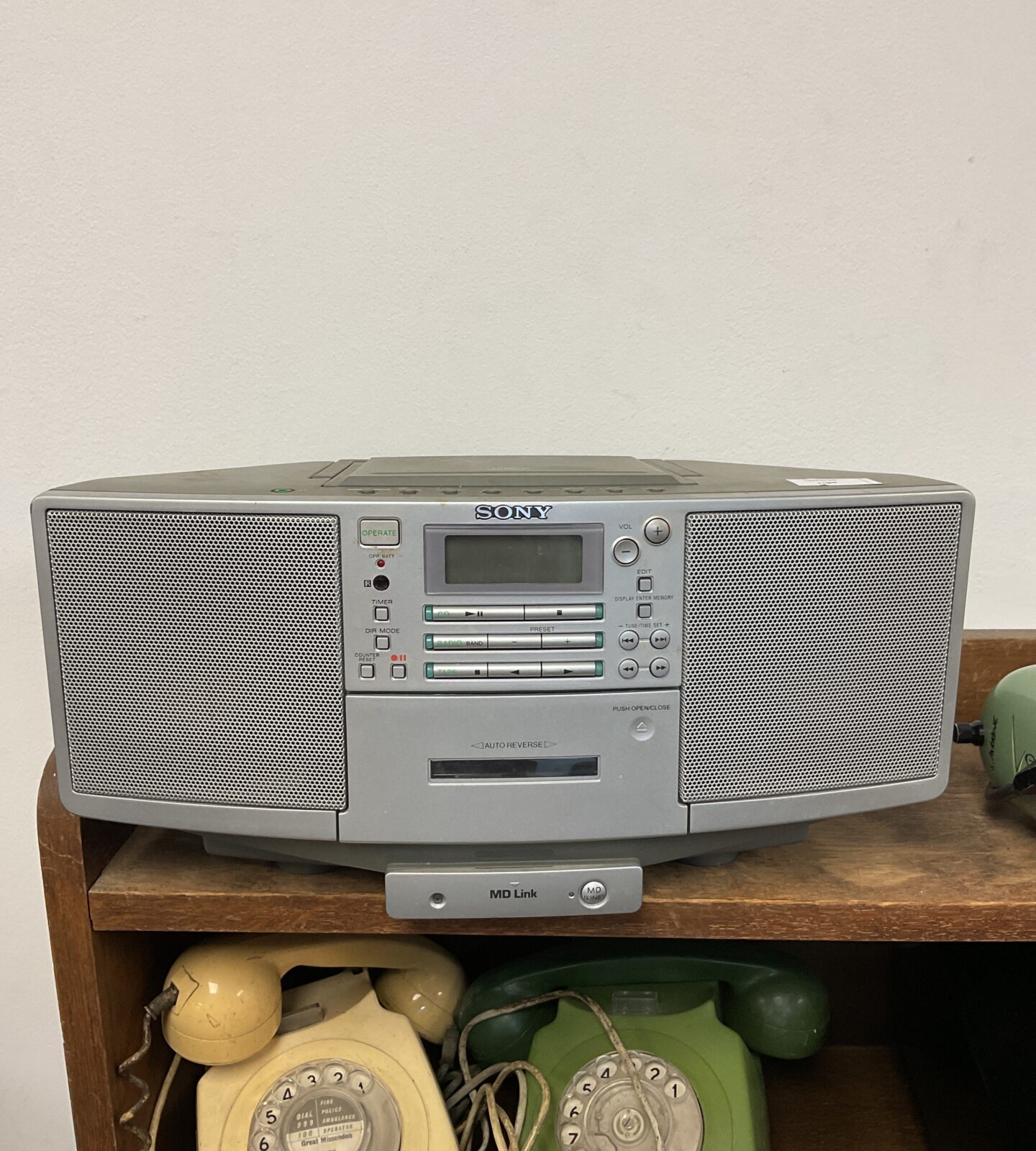 Sony zs-d5 portable cd cassette radio system