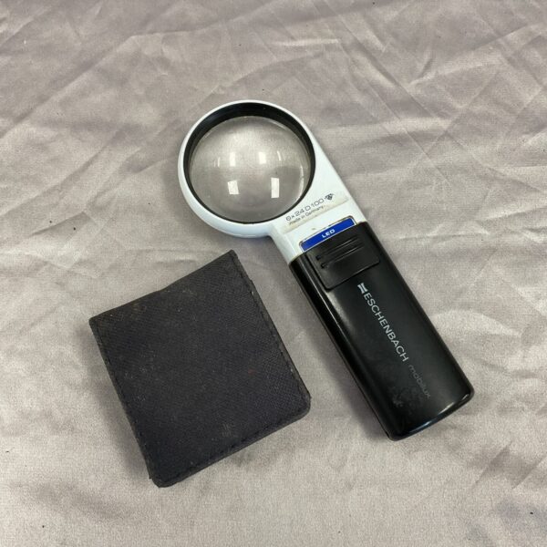 Eschenbach mobilux 6x24 d100 illuminated magnifier handheld reading aid