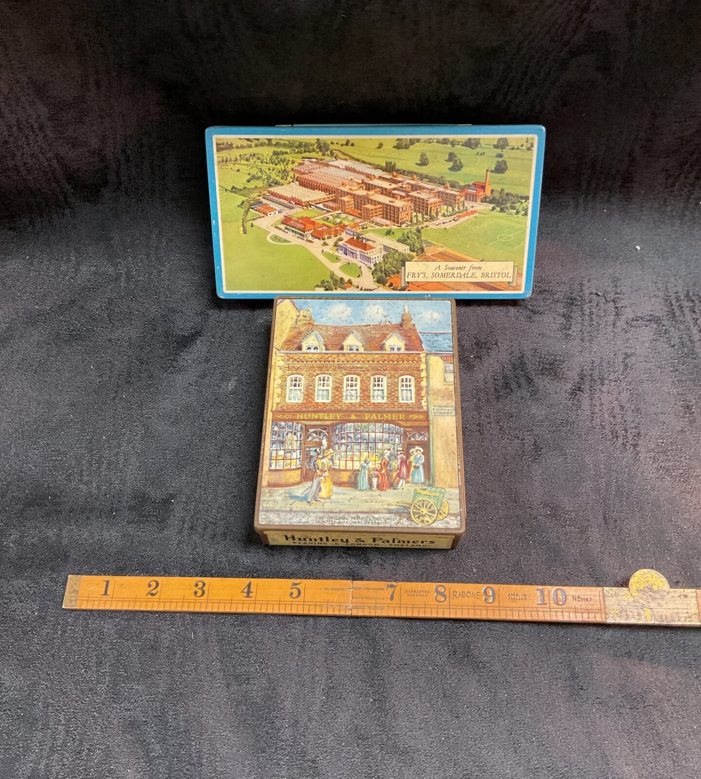 Two vintage tins fry's chocolate and Huntley and palmers
