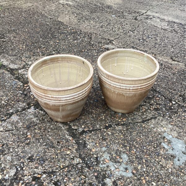 Two glazed garden pots