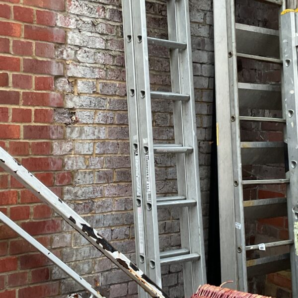 Used Starmaster aluminium extension ladder for DIY projects.