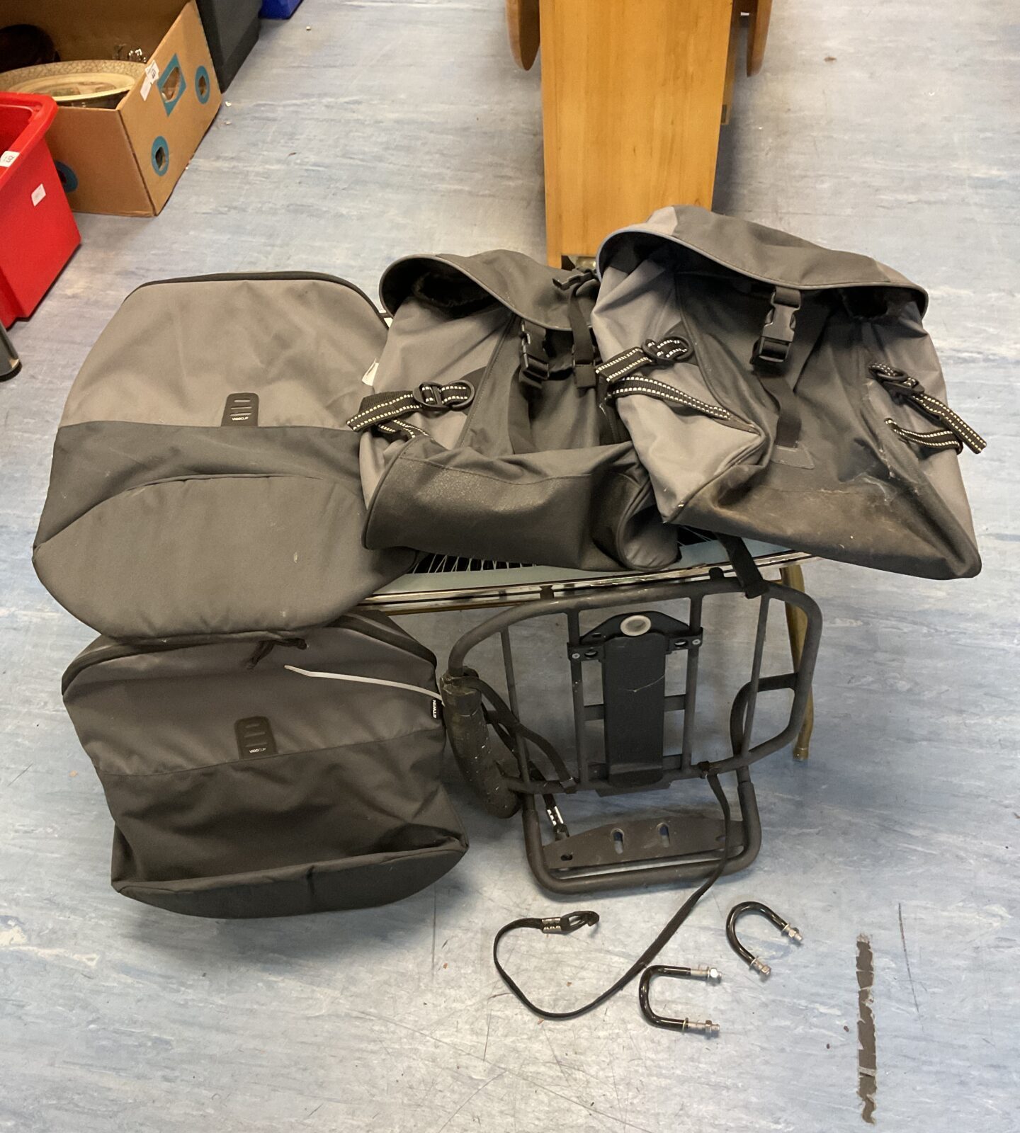 Btwin v100 clip bike pannier bag set
