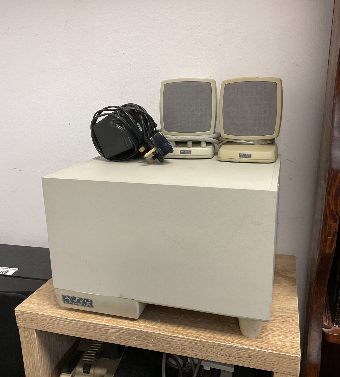Altec lansing multimedia pc sound system