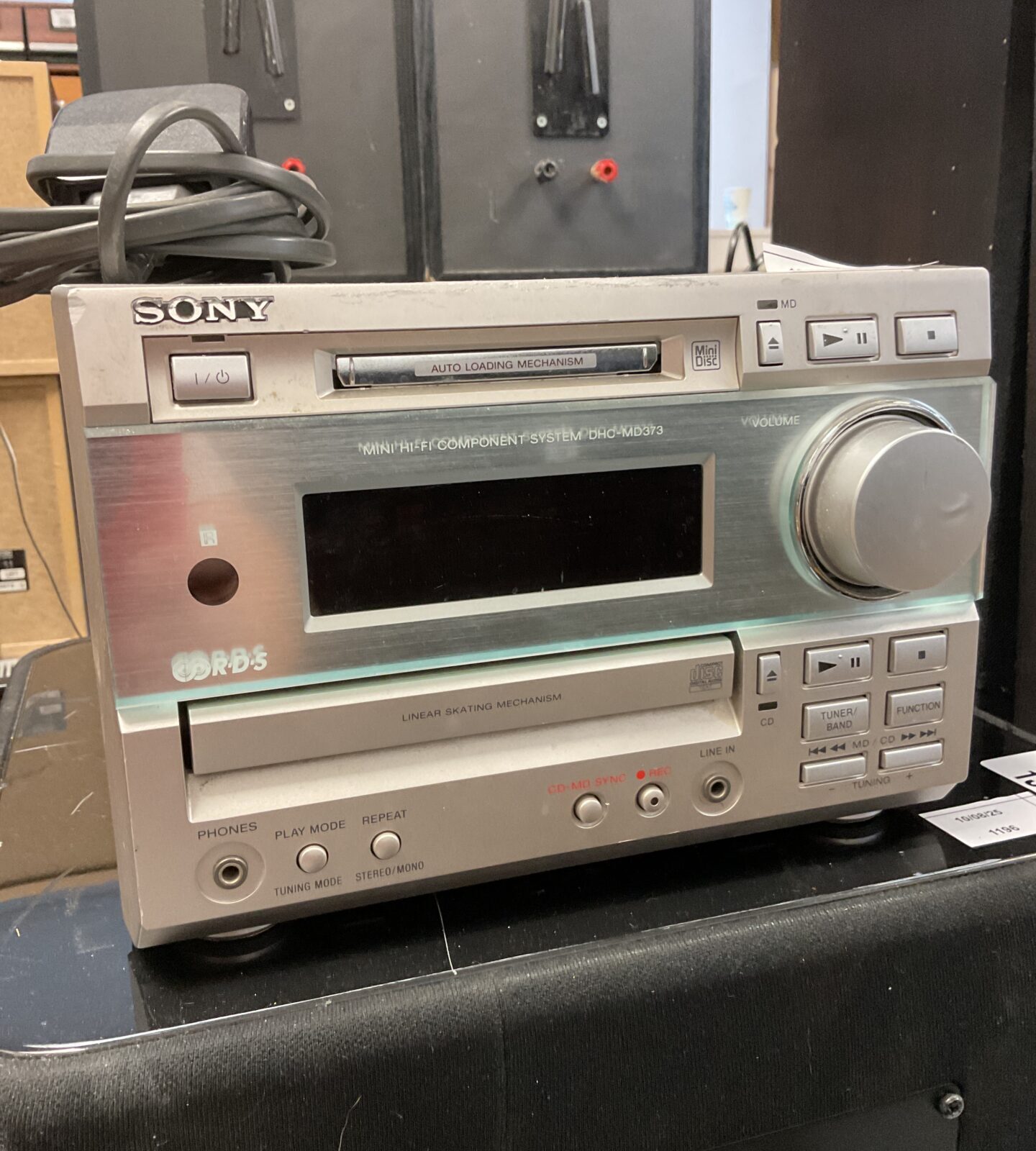 Sony dhc-md373 minidisc hifi system