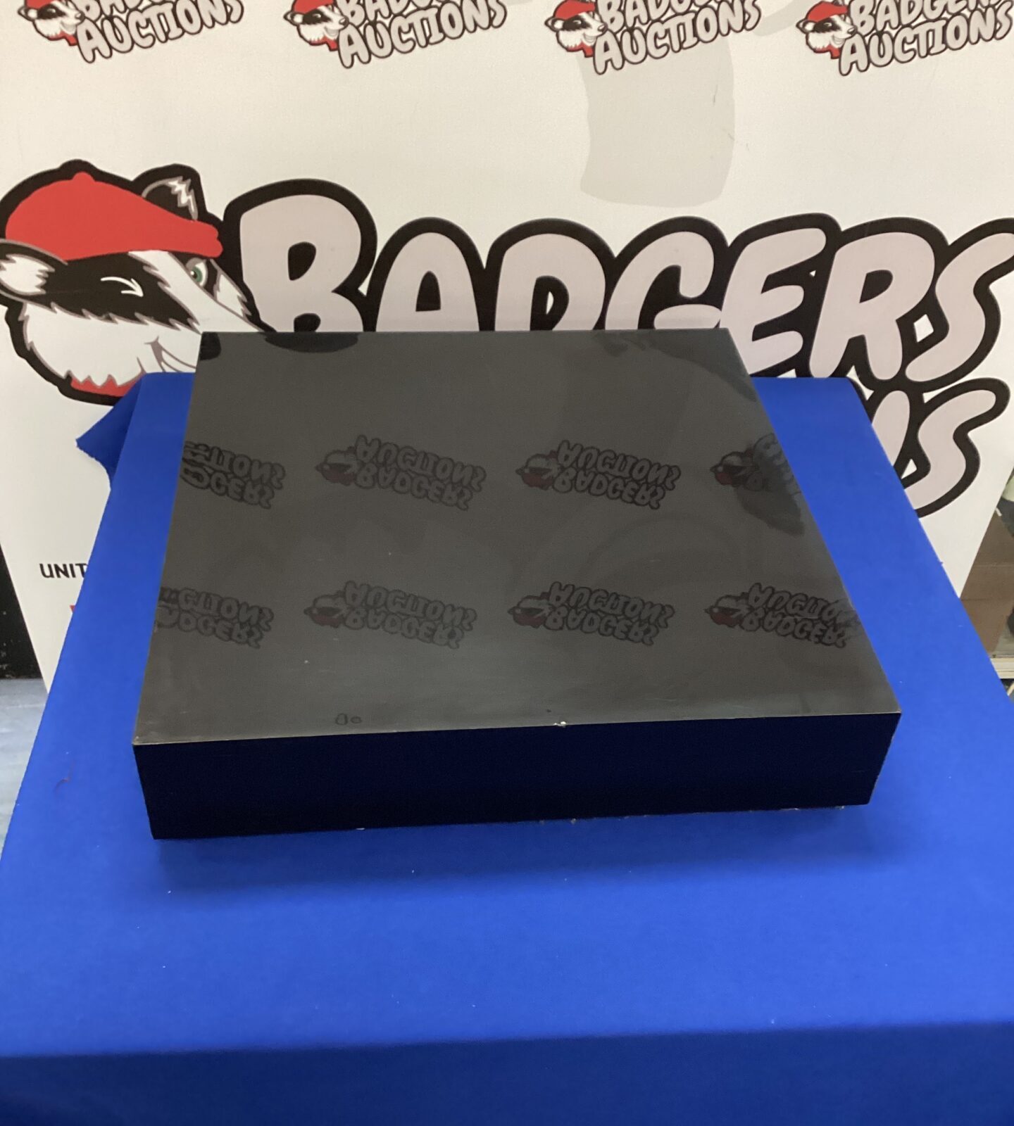 Black plinth Base 20”x20”
