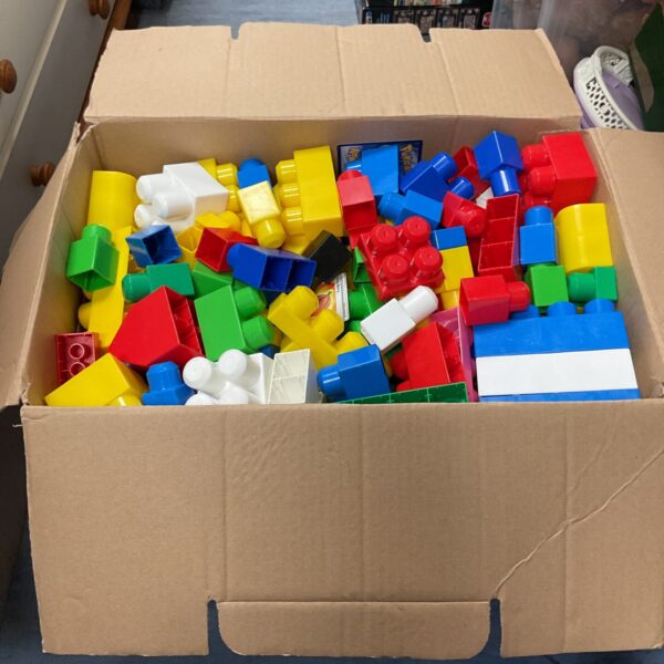 Large mixed lot of colourful Mega Bloks building blocks.