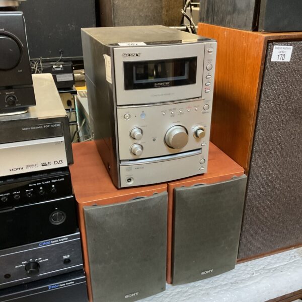 Silver Sony CMT-CPX11 micro hi-fi system with CD player and speakers.