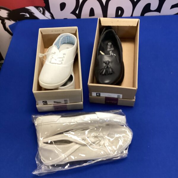 Ladies shoes size 5 lot including white uptown style.