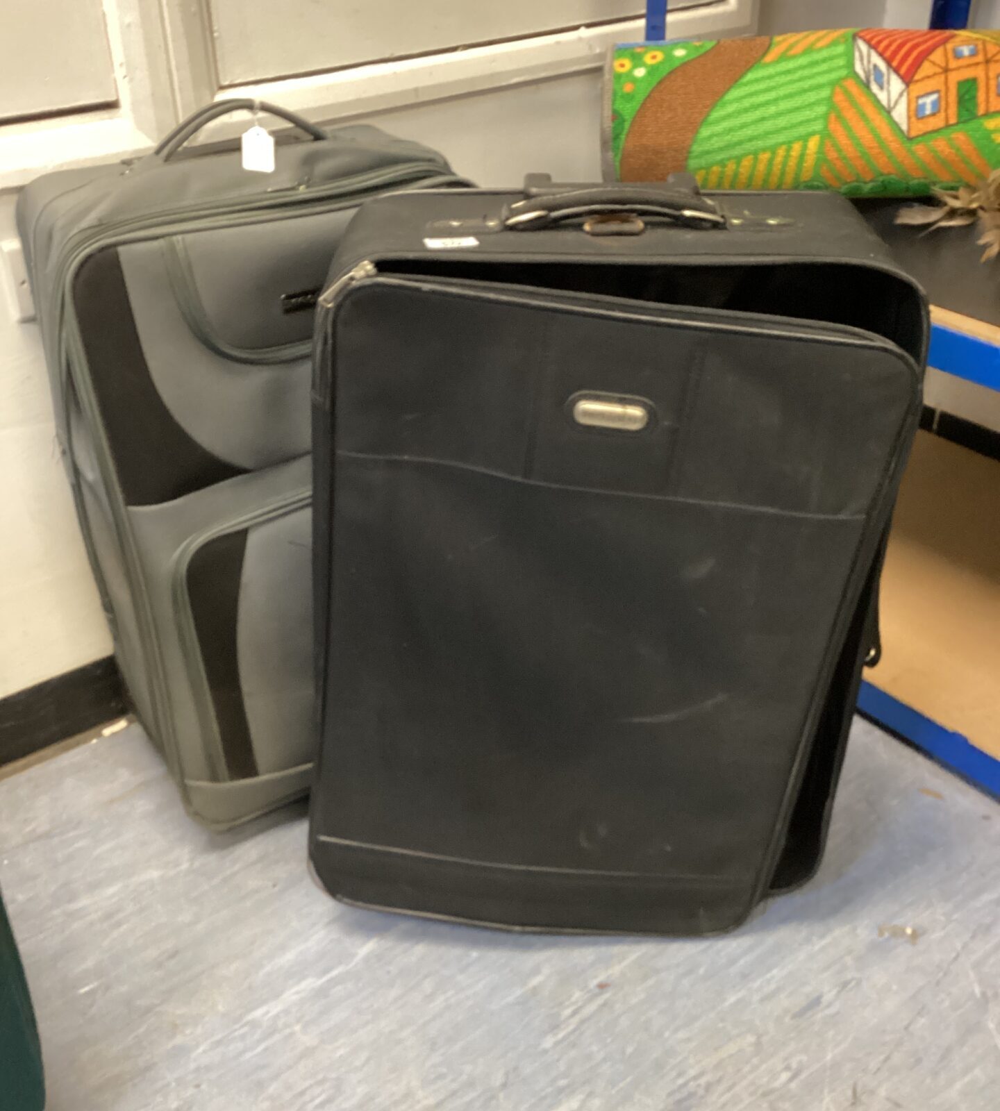 Two suitcases inc skyroad & diplomat