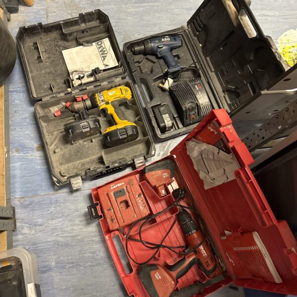 Three untested cordless drills inc Hilti, dewalt & aeg
