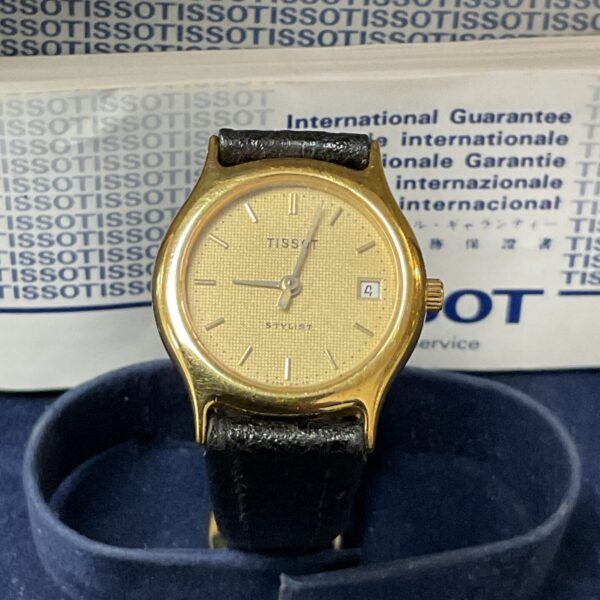 Vintage Tissot Stylist ladies quartz watch with champagne dial.