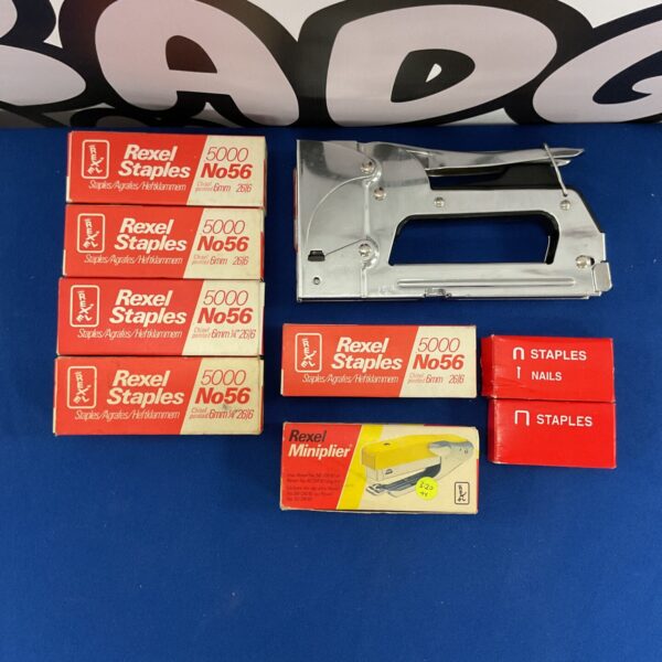 Box of vintage Revell No.56 staples for miniature staple guns.