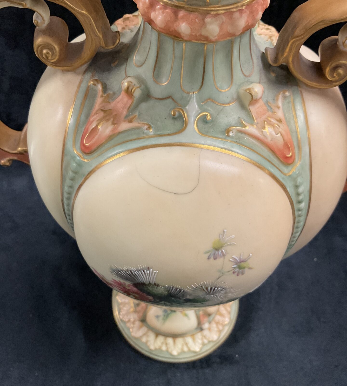 Victorian Edwardian Royal Worcester Blush ivory hand decorated art nouveau / neo classical style 13.5” vase af - Image 3