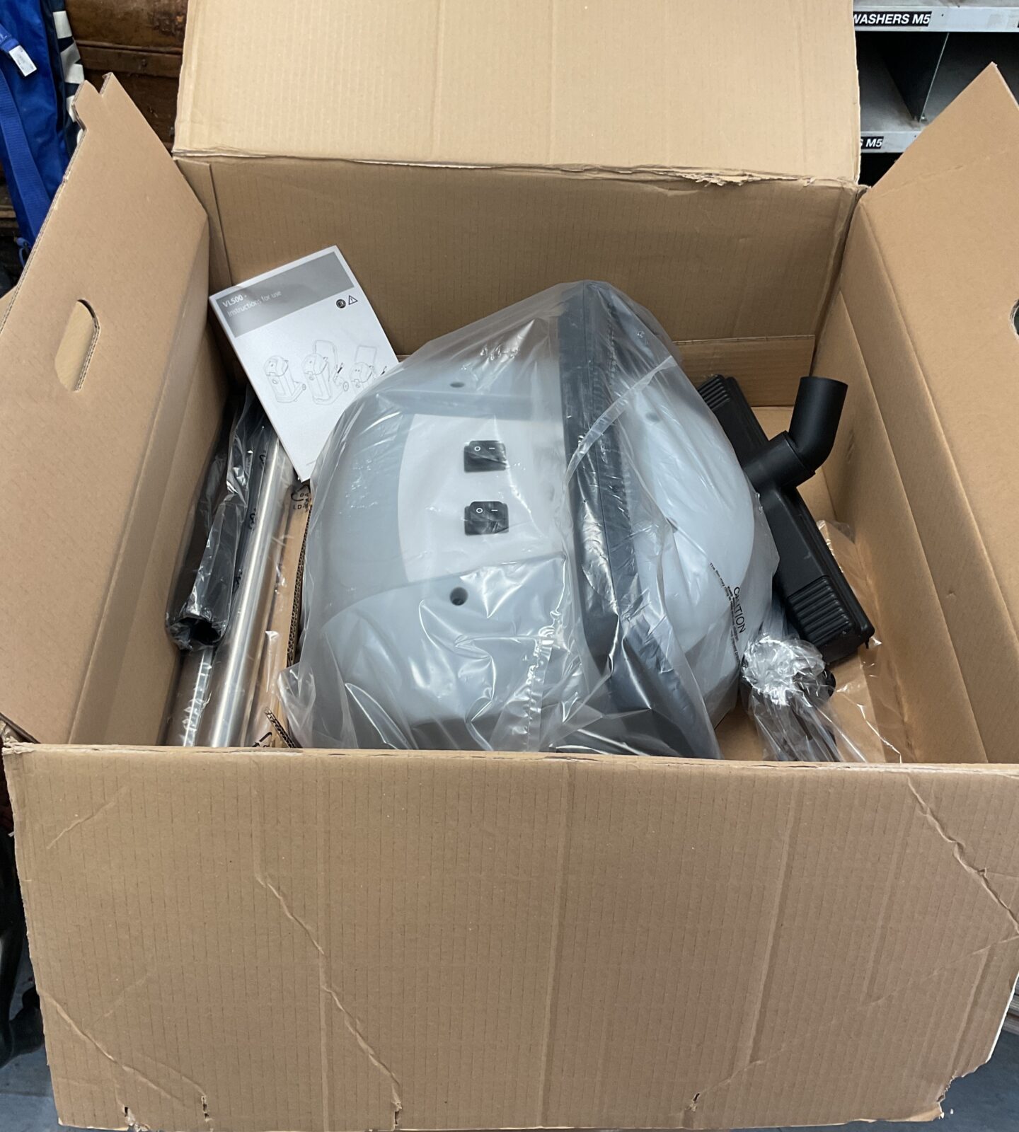 Boxed New Nilfisk VL500 75L Wet And Dry Twin Motor Vacuum Cleaner 107405529 - Image 7