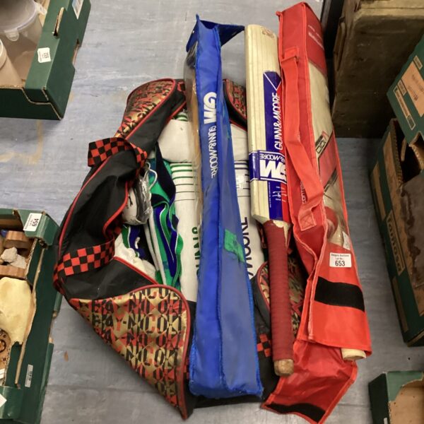 Cricket equipment bundle including Gunn & Moore pads and Slazenger bat.