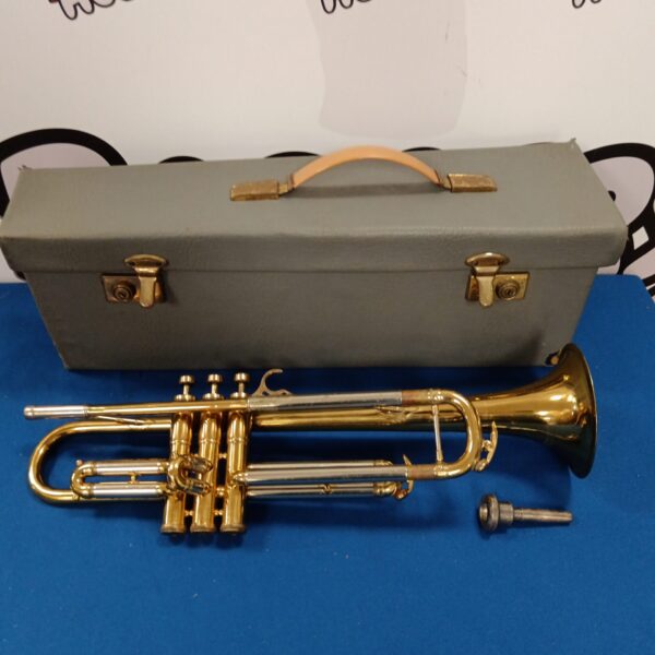Selmer Invicta trumpet in case with mouthpiece
