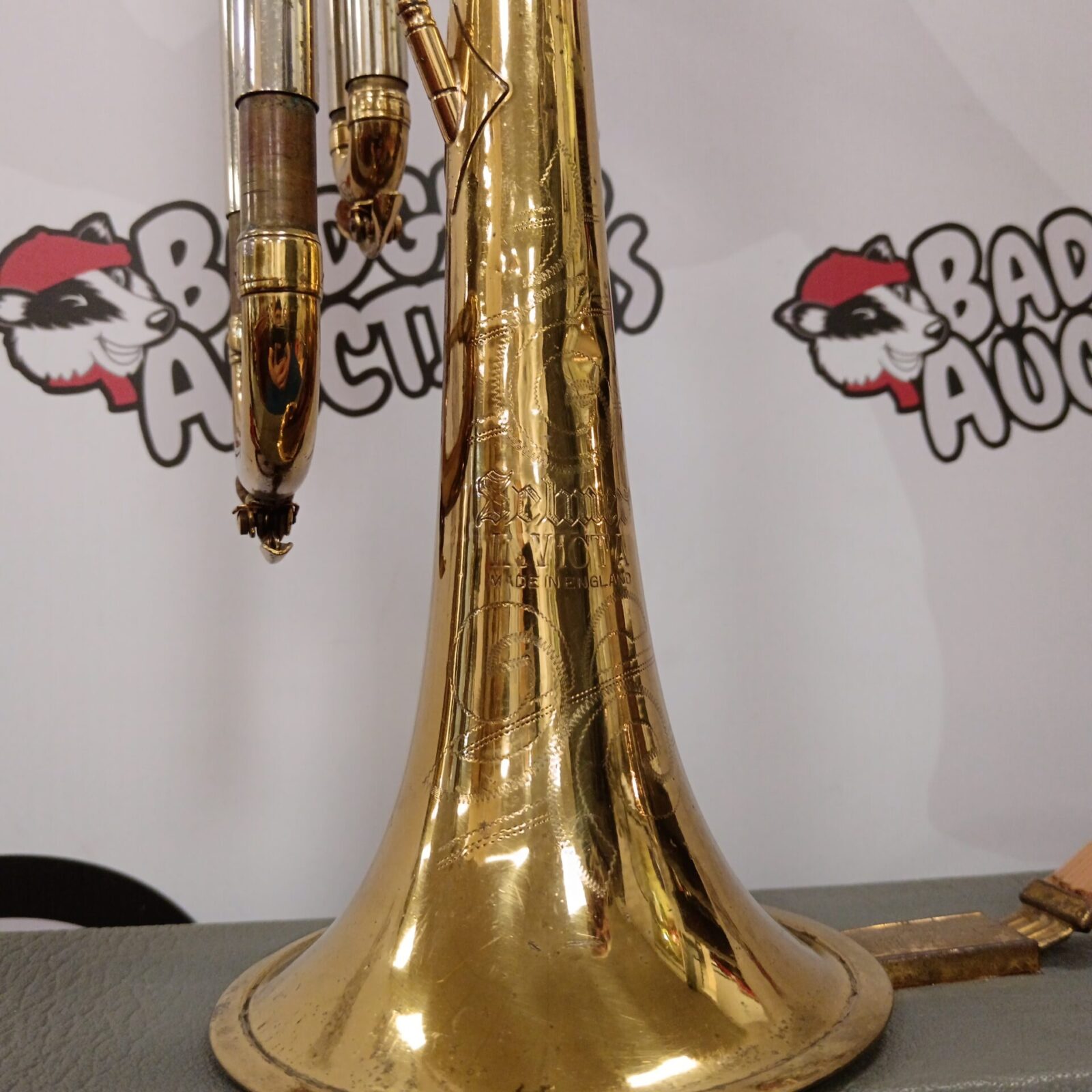 Selmer Invicta trumpet in case with mouthpiece - Image 2