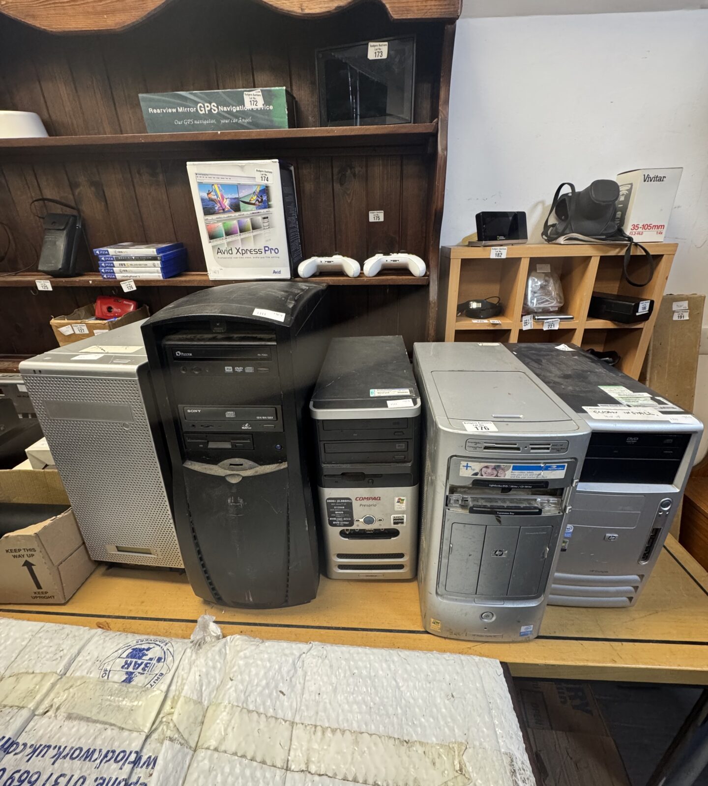 Lot of 5 PC units incl. HP, Sony, Compaq