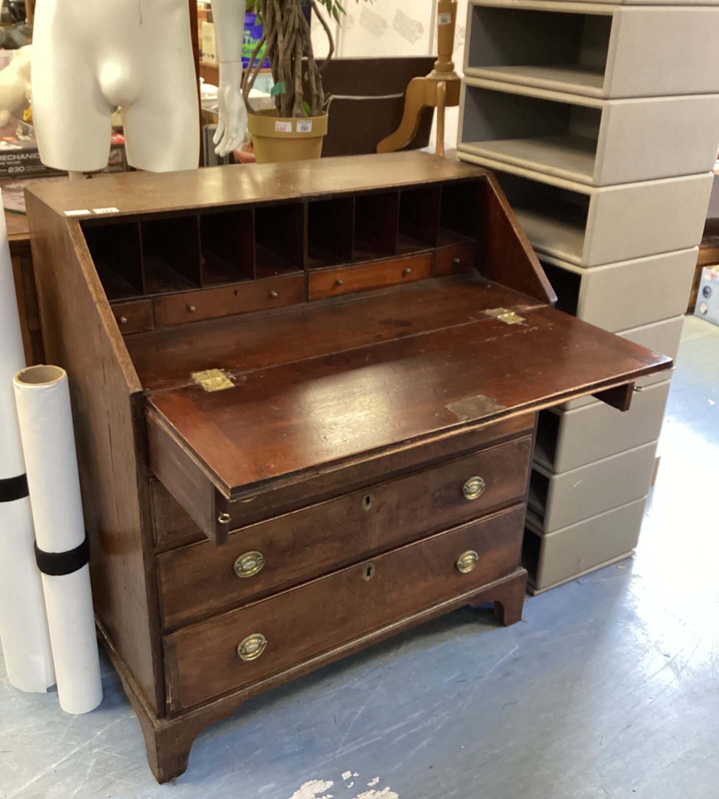 Georgian Oak Four Drawer Bureau - Image 2