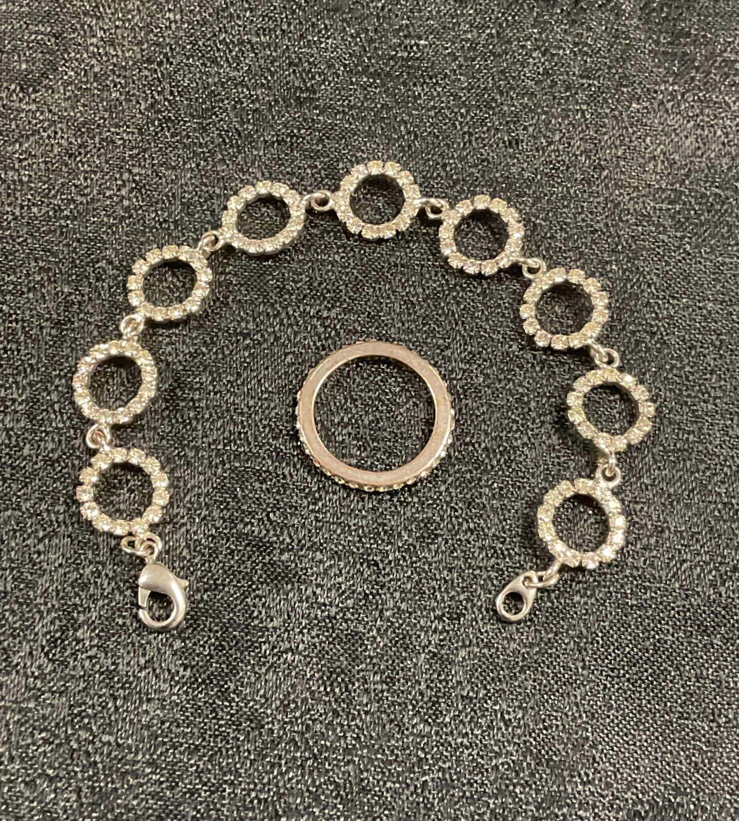 Vintage full eternity ring size M and matching bracelet