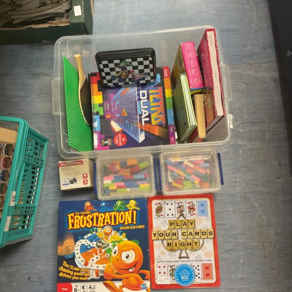 Mixed lot of board games and toys including Tetris and Lego.
